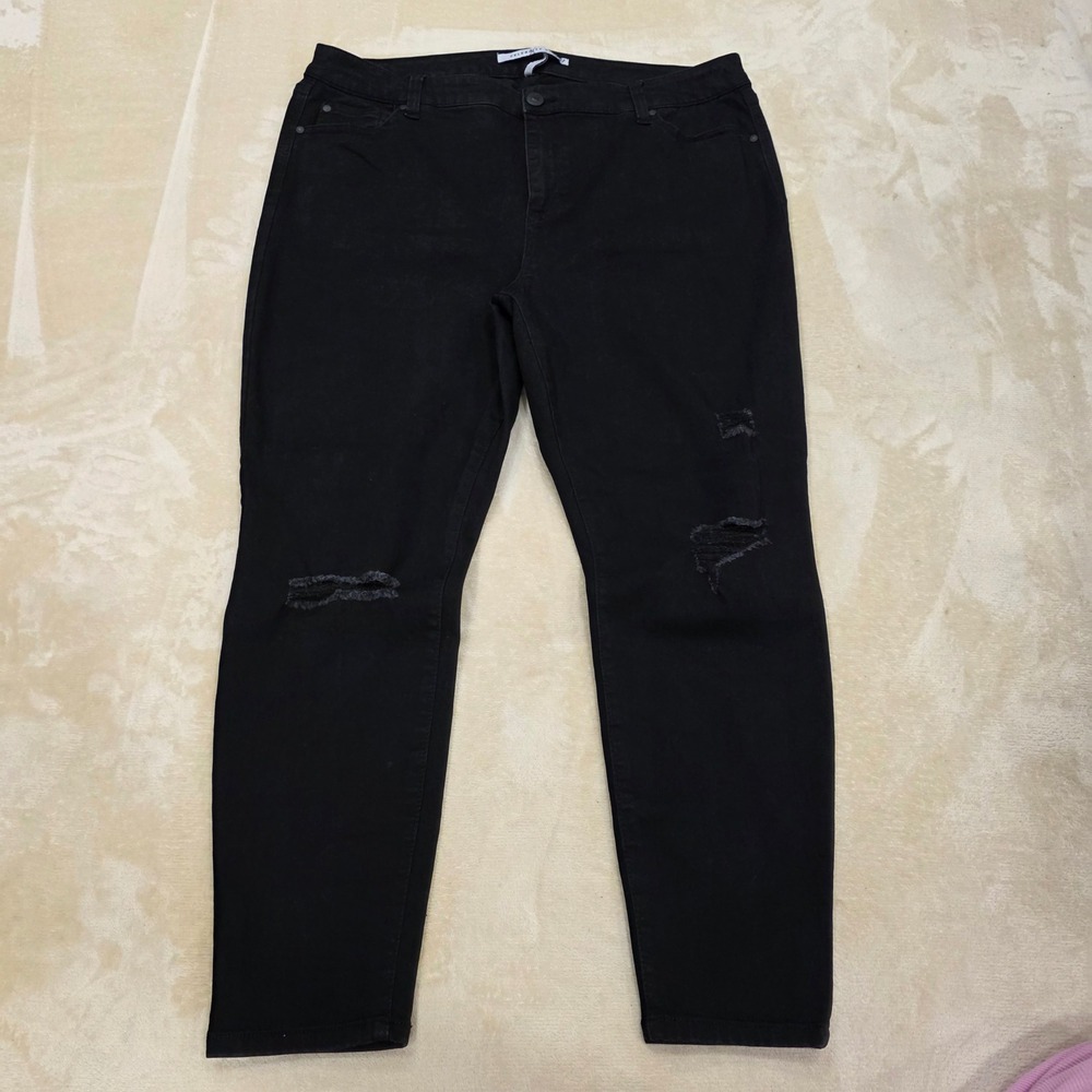 Celebrity Pink Womens Plus Size 20 Black Mid Rise Ankle Skinny Distressed Jeans